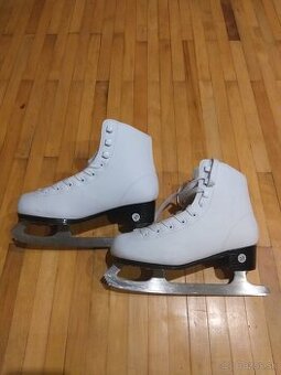 Predám dámske korčule