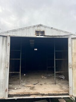 STAVEBNA BUDA GARAZ SKLAD