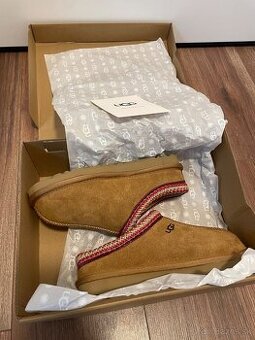 UGG Tazz II