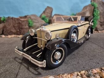 Prodám model 1:18 Maybach Zepellin DS8