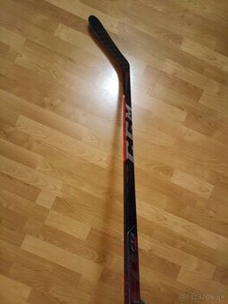 NOVÁ Hokejka CCM jetspeed ft3 pro