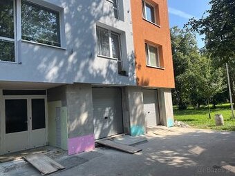 Predam garaž - sidlisko III