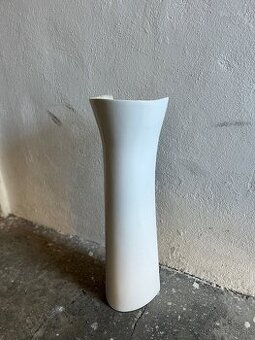 Predam kryciu nohu pod umyvadlo