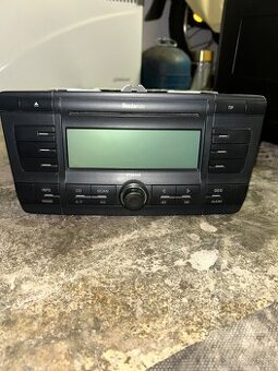 Autorádio škoda octavia 2