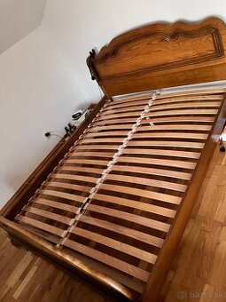 Masívna manželská posteľ z dubu 160×200 cm s roštami