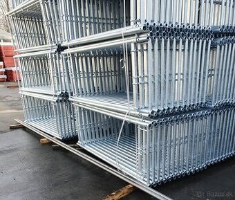 Lešenie fasádne nové 380m2 typ P70 6x60m