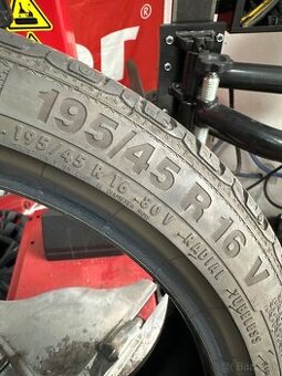195/45 R16 Barum