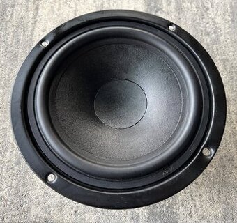 Basový reproduktor 18,5cm 8ohm