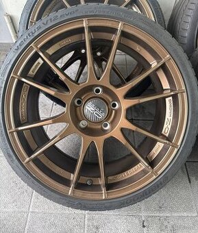 OZ Ultraleggera HLT 18" ET35 / 5x112 5x110 / opel astra