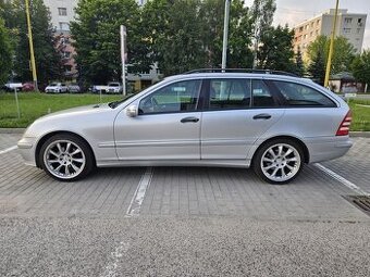 Mercedes C trieda T (combi) C 220 CDI