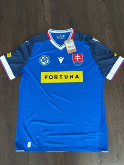 Slovenský futbalový dres L
