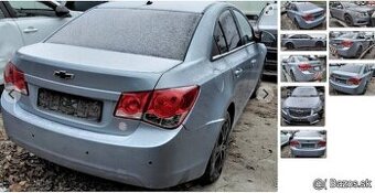 Chevrolet Cruze 1.6 2012 Predám DVERE, MOTOR F16D4, štartér,