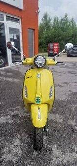Vespa Primavera 125 S - 1