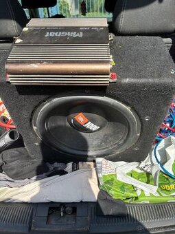 Subofer Do Auta Original Jbl