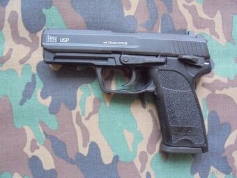 Umarex H&K USP 4,5 mm CO2 GBB.