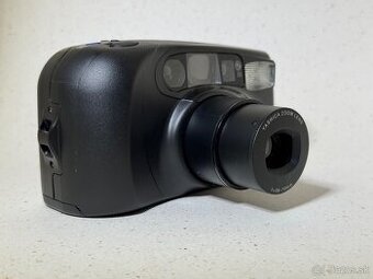 Analógový fotoaparát Yashica Zoomate 70