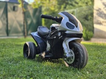 Predám detskú elektrickú motorku BMW COSTWAY 6V