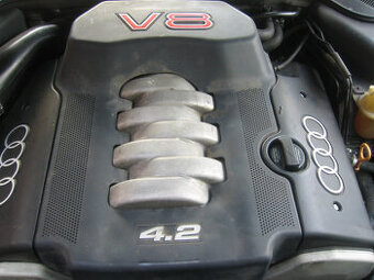 AUDI S8 D2 4.2 250kw - motor AHC, AKH - motor + hlavy