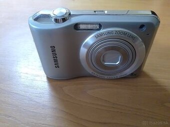 Digitálny fotoaparát Samsung ES 30.