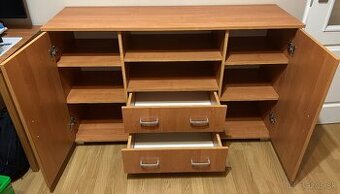 Komoda so šuflíkmi