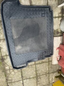 Predám vaničku do kufra – Škoda Octavia Combi II