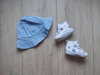 H&M letný klobúk s volánmi a tenisky F&F