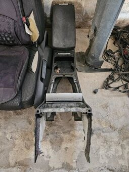 Stredový tunel VW passat B6