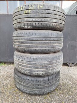 245/55R17 Pirelli RFT