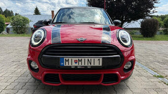 Predám MINI Cooper 1.5 benzín, 1499cm3, 100kW