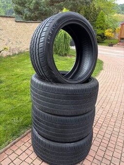 275/40 r20 celoročne