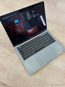 MacBook PRO 2019 13" CTO - 16GB RAM, 512GB SSD - TOP STAV