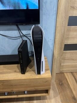 Playstation 5 s mechanikou - 1