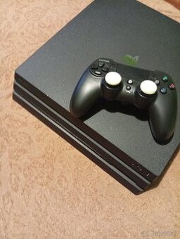 PS4 PRO