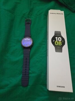 Samsung watch 5 44 lte čierne s dok čierny nalepené ochranné