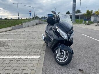Suzuki Burgman 400