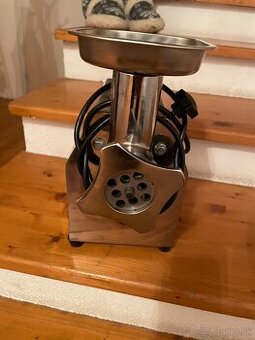 Elektricky mlynček na mäso nerez