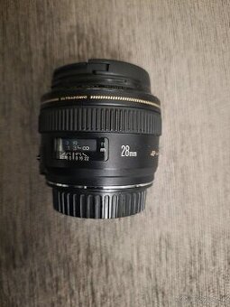 Canon EF 28mm f/1.8 USM
