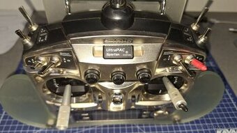 RC Vysielač Futaba 9CP 35 Mhz + 2,4 GHZ - 1