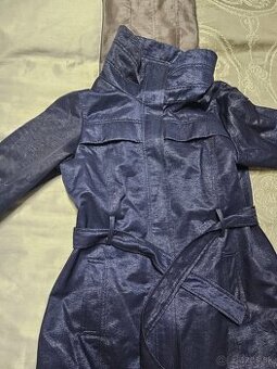 Modry prešivany kabat