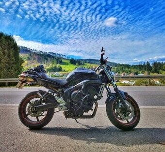 Yamaha FZ6 S2