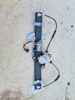 Sťahovanie okna Chevrolet Spark 96485142