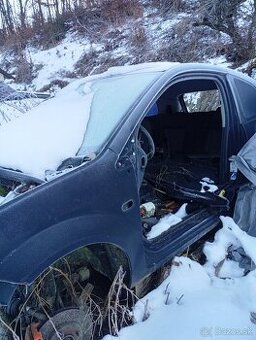 Predám náhradné diely na Ford fiesta