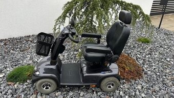 Predam Kvalitný elektrický vozík Invacare Comet - Alpine sta