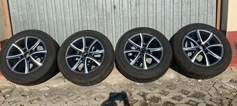 Ponúkam letné pneu DANLOP na diskoch MAK