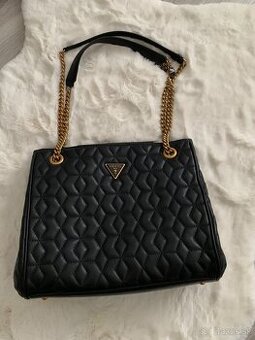 Kabelka Guess