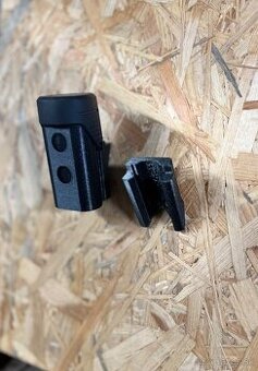 Držiaky batérií BOSCH 12V