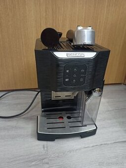 Kávovar Sencor 4040BK zo zárukou