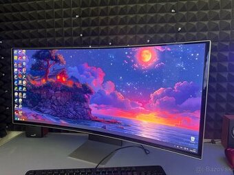 OLED Monitor Samsung Odyssey G8 34" Top Stav