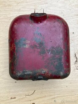 jawa parez 550 nádrž