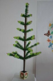 Nemecky vianocny stromcek z husieho peria